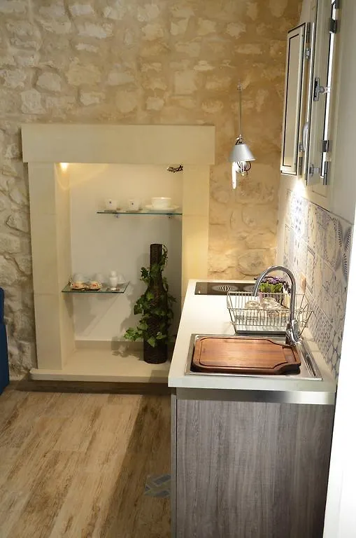 Al Borgo Dell'Arte Suite Italy